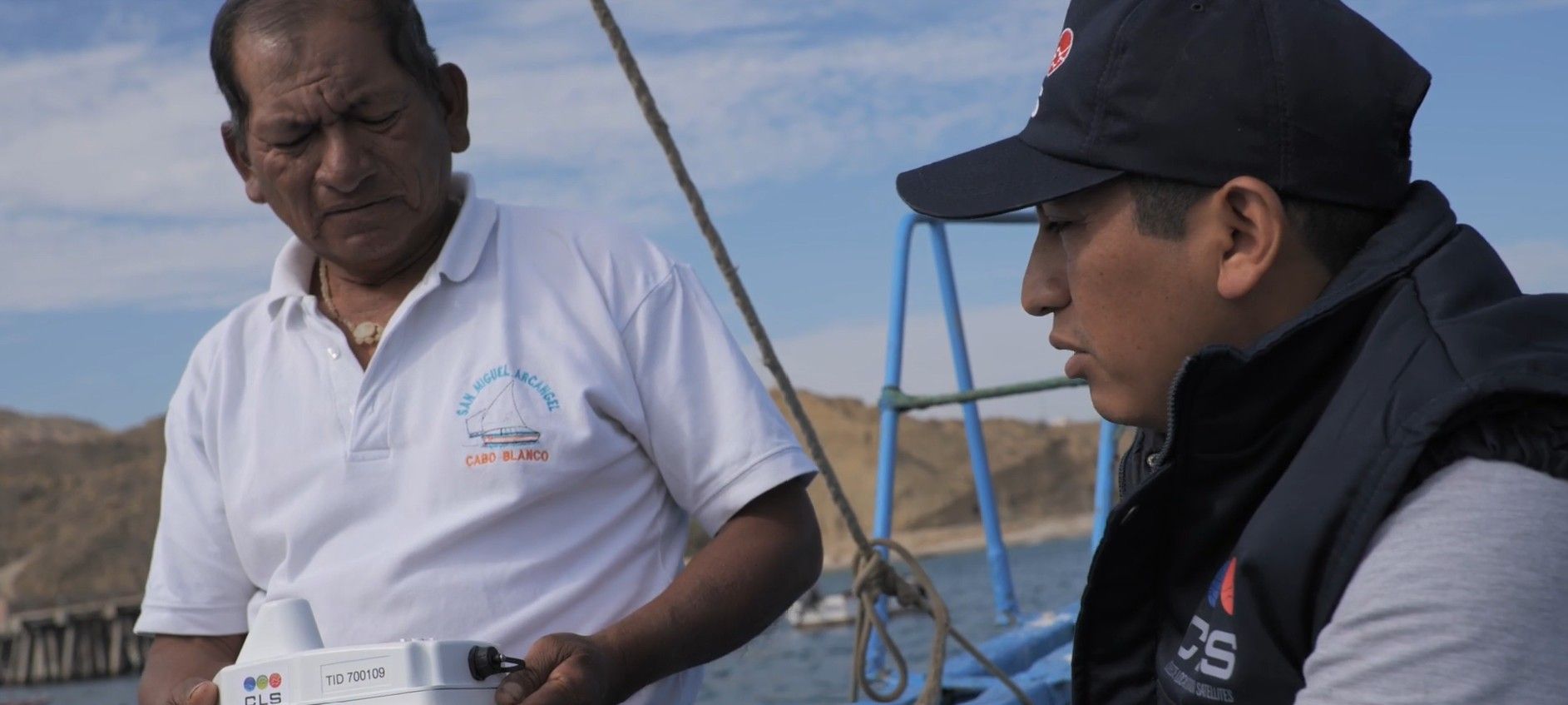 Equipo pesca CLS Perú